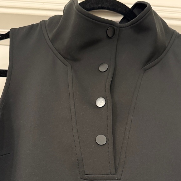 Chic Black Sleeveless Dress - Picture 2 of 4